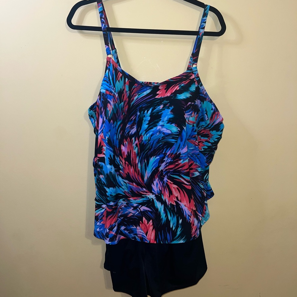 Trimshaper by Lane Bryant 22W - One Piece Swimsuit Bathing Suit